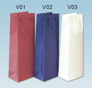 barevné papírové tašky